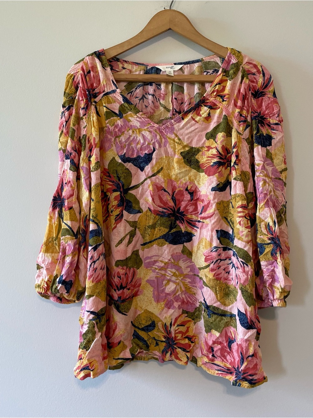 Floral Tunic Size 0X (14/16) Puffed Sleeve V-Neck Tropical Resort
